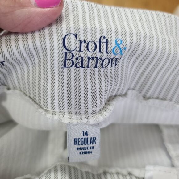 Croft & Barrow Gray & White Stripe Skimmer Shorts Size 14 - Picture 3 of 6